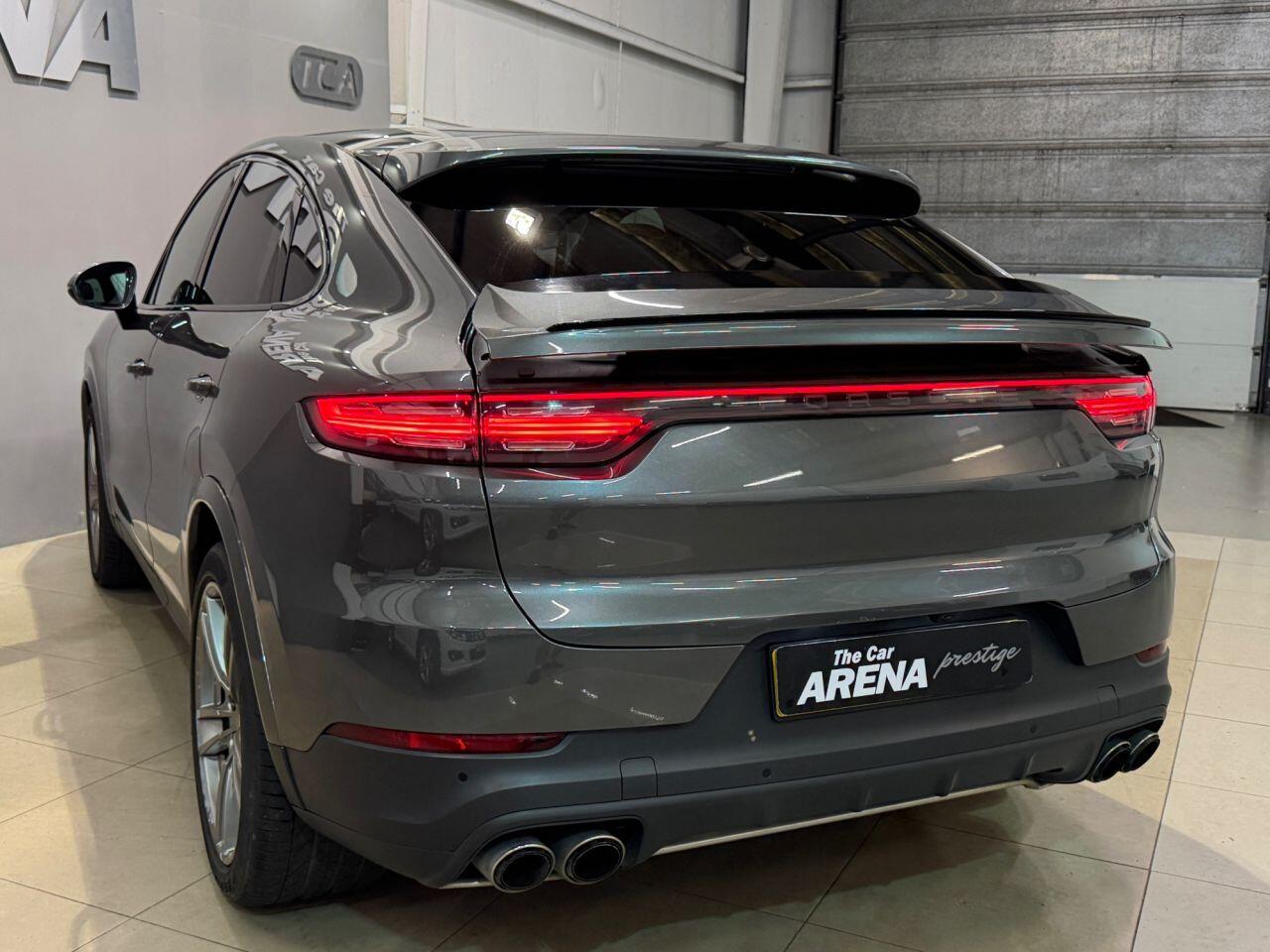 Porsche Cayenne view 6