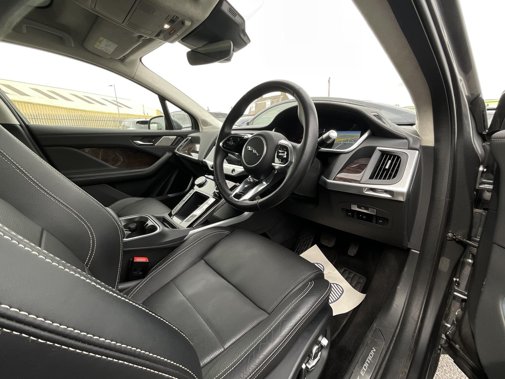 Jaguar I-Pace view 7