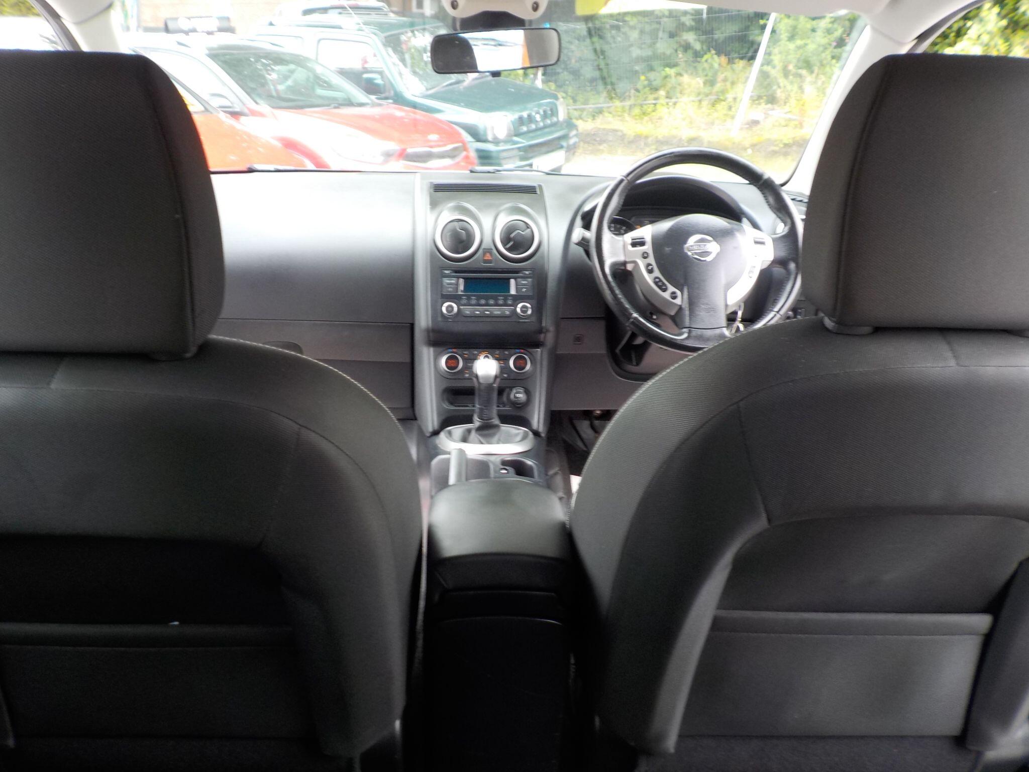Nissan Qashqai 1.6 Acenta 2WD Euro 5 (s/s) 5dr