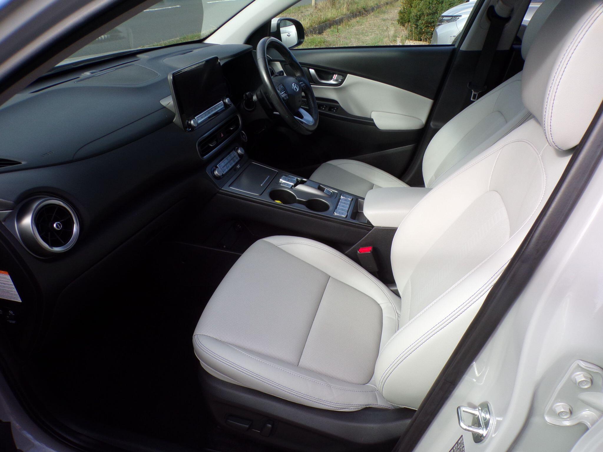 Hyundai Kona view 15