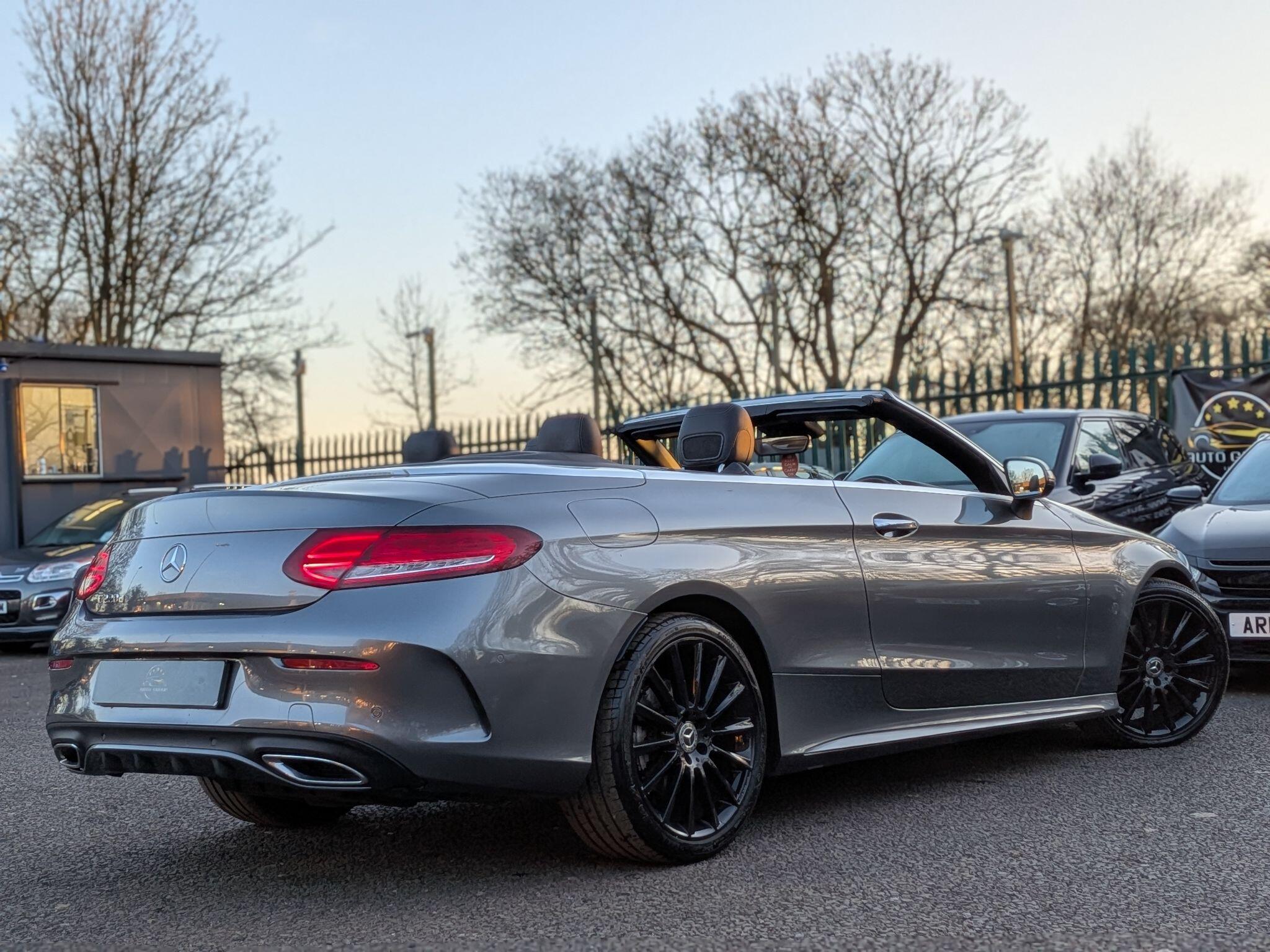 Mercedes-Benz C Class view 11