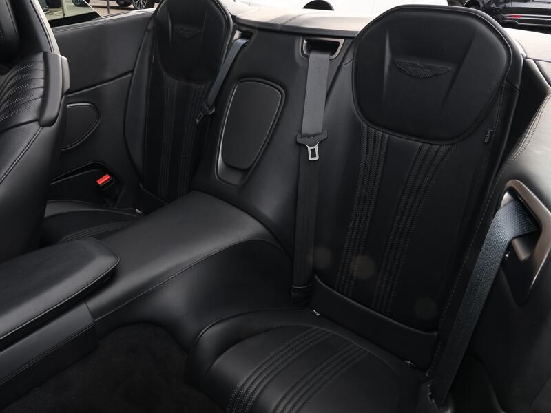 Aston Martin DB11 view 6