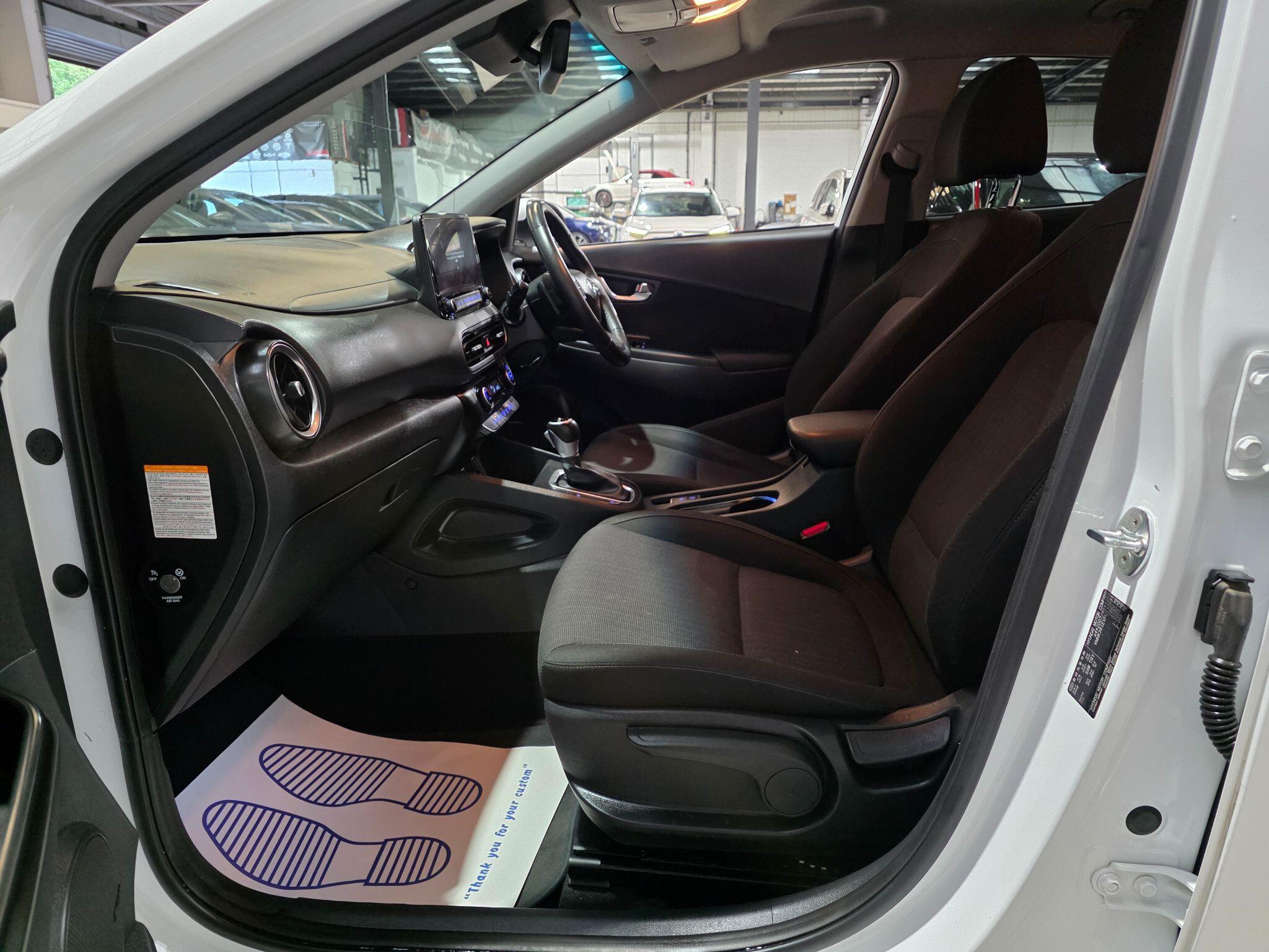 Hyundai Kona view 24