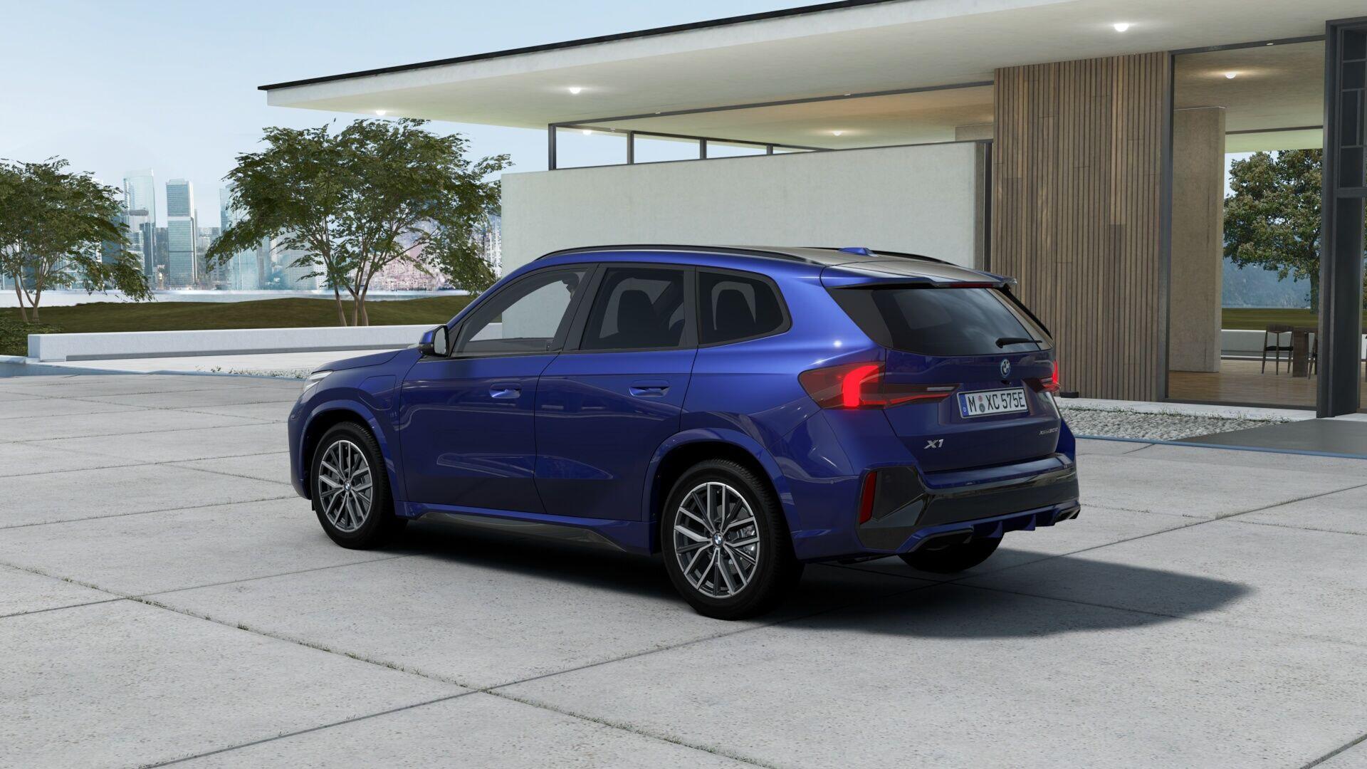 BMW X1 view 3