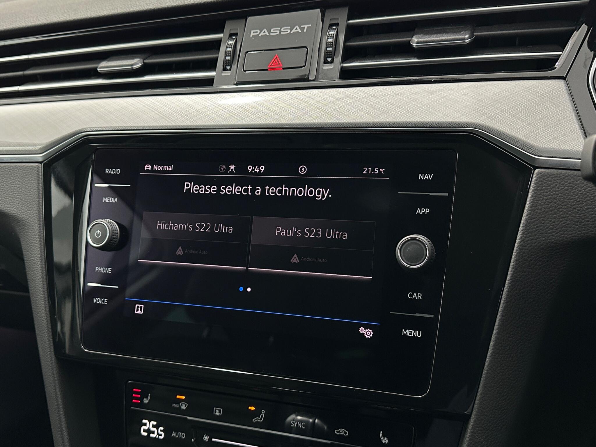 Volkswagen Passat view 22