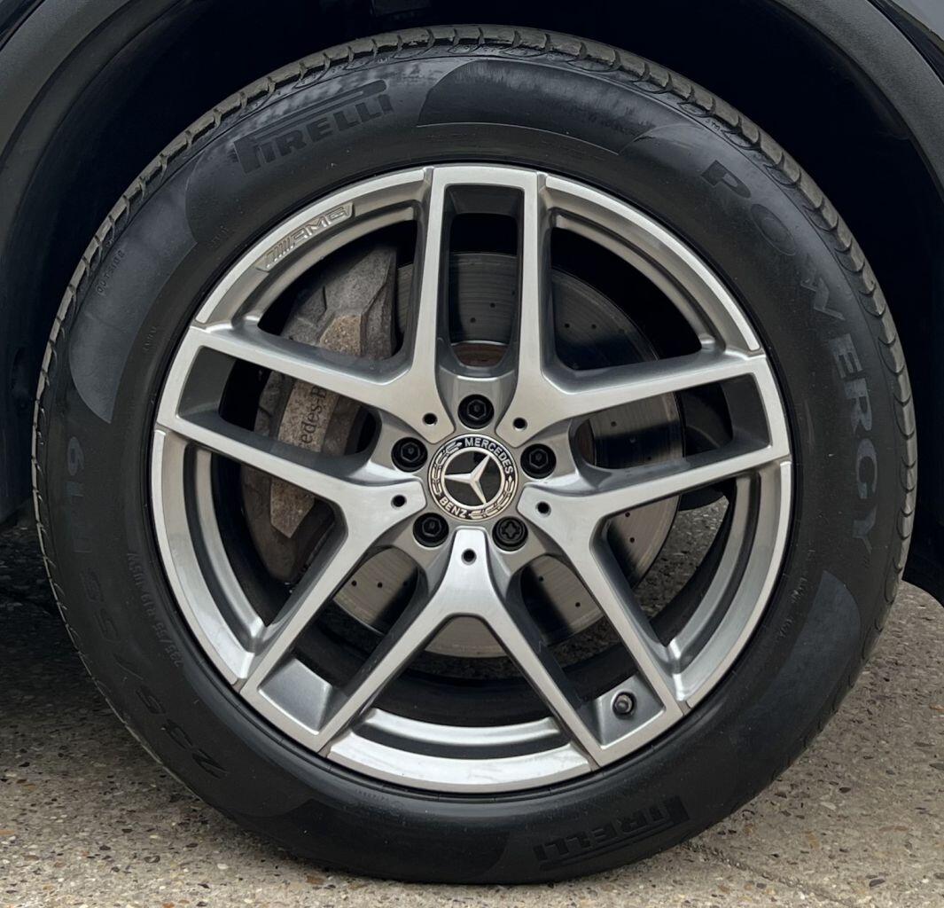 Mercedes-Benz GLC view 13