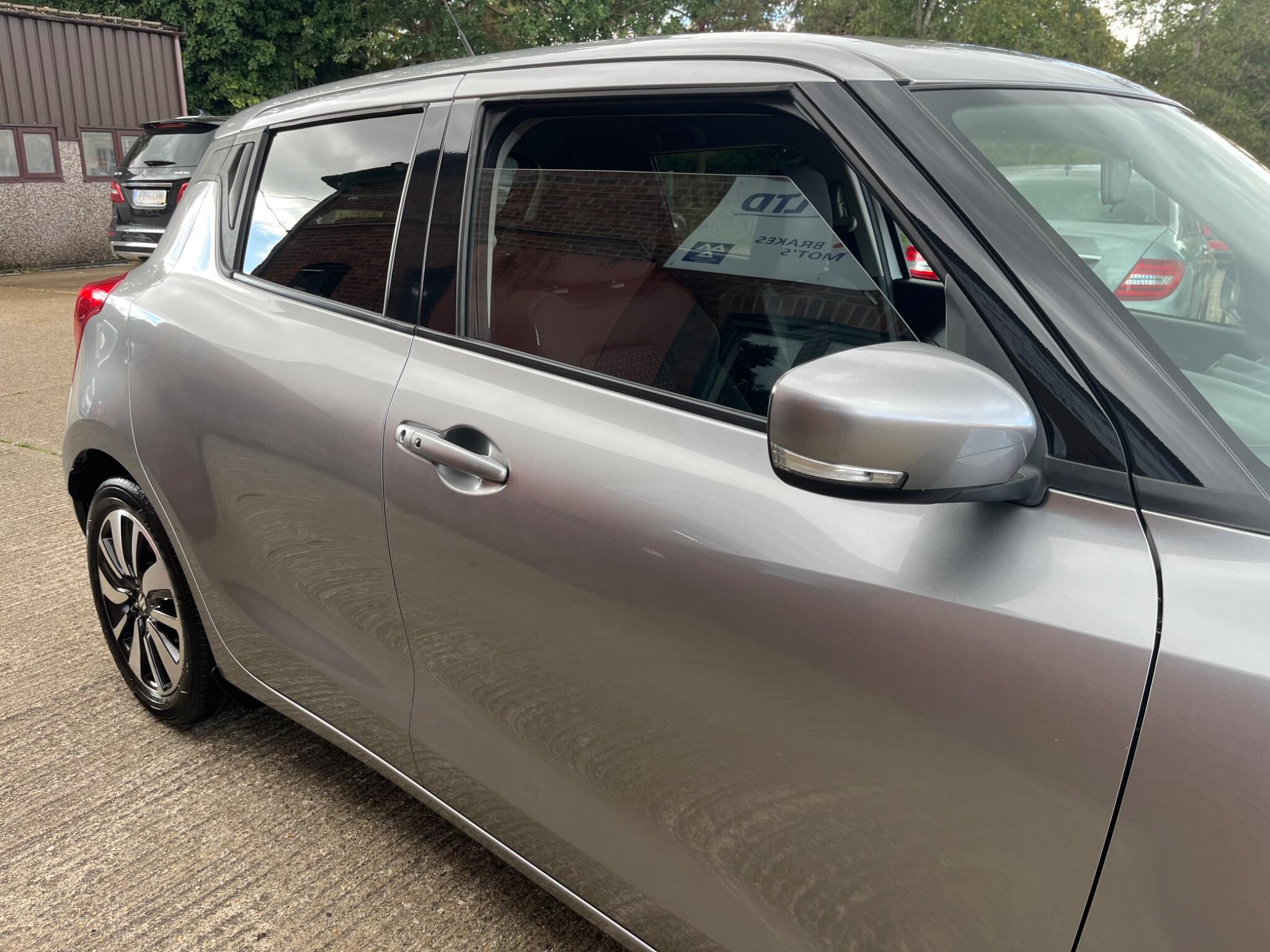 Suzuki Swift view 9
