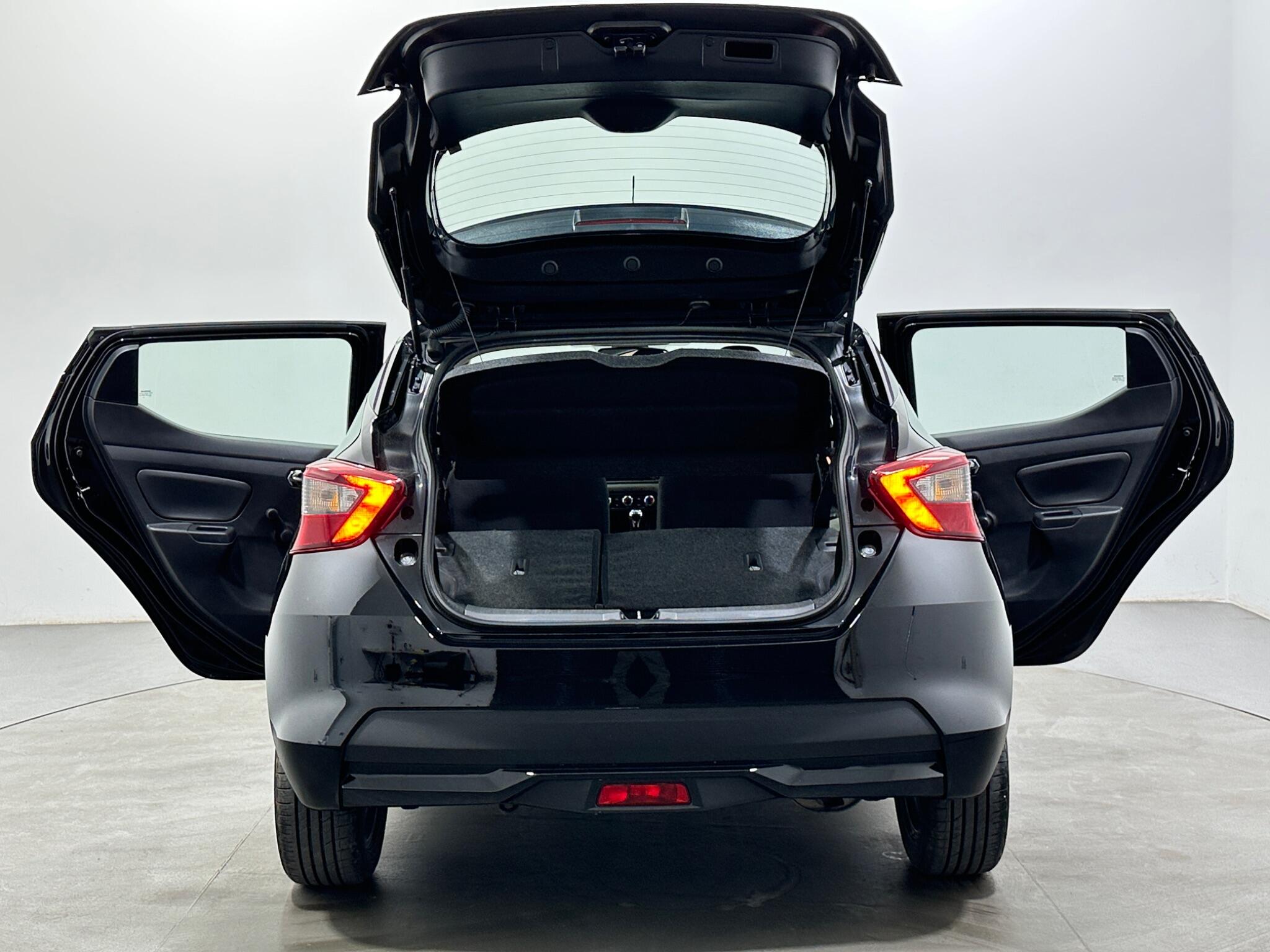 Nissan Micra view 41