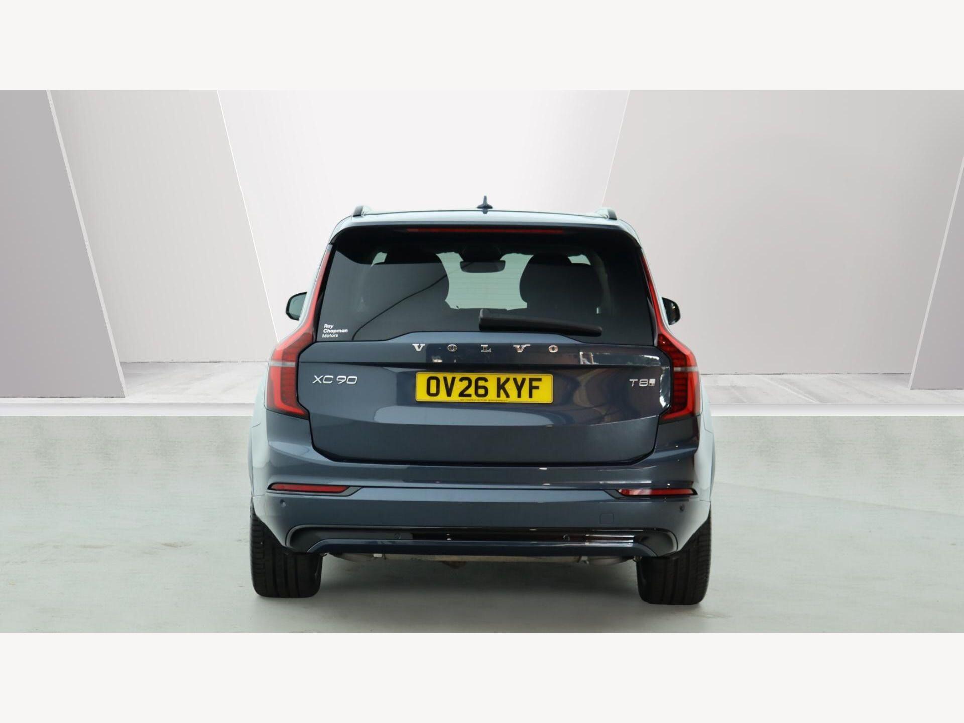 Volvo XC90 view 10
