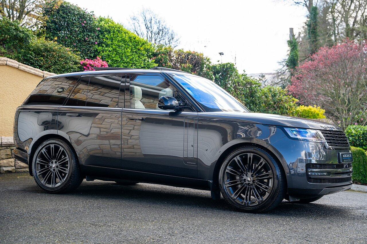 Land Rover Range Rover view 37