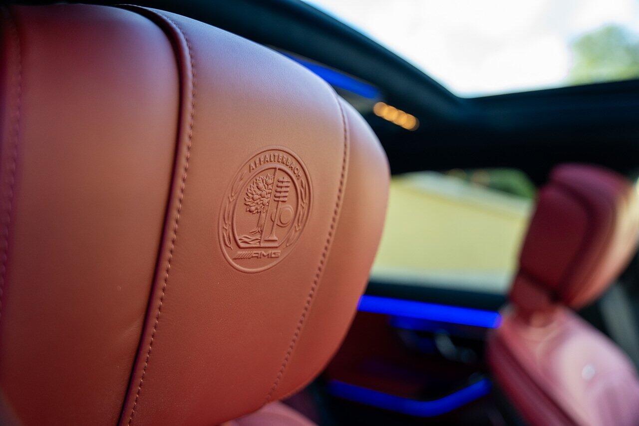 Mercedes-Benz S-Class view 44