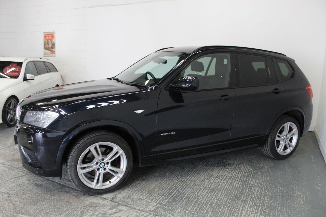 BMW X3 view 5