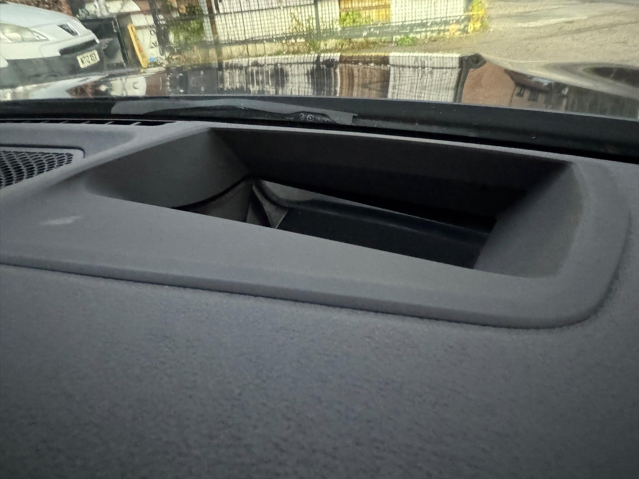 BMW 3 Series view 83
