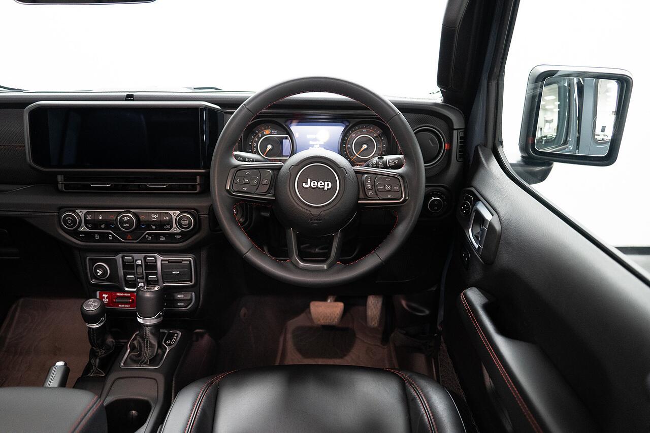Jeep Wrangler view 7