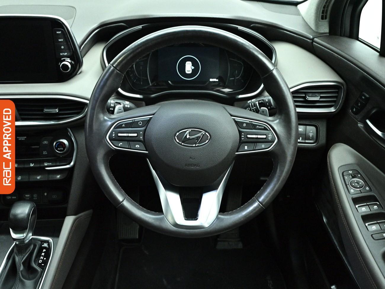 Hyundai Santa FE view 9
