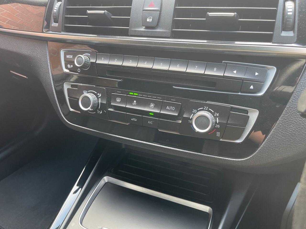 BMW 1 Series view 20