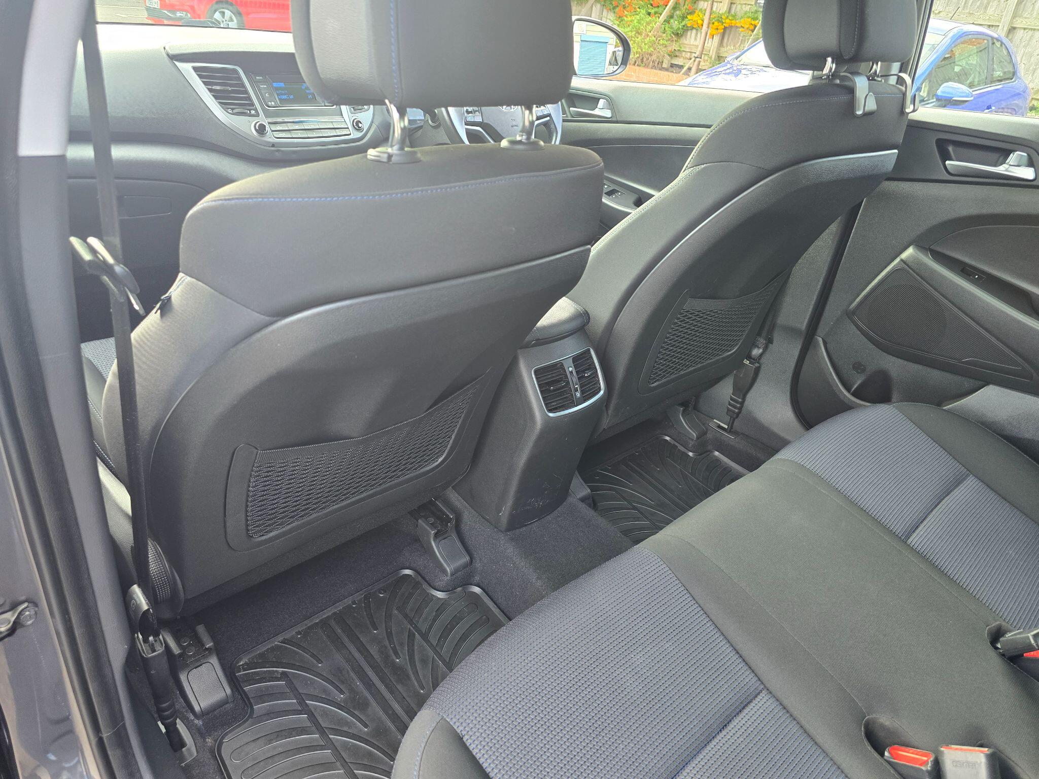 Hyundai Tucson view 48
