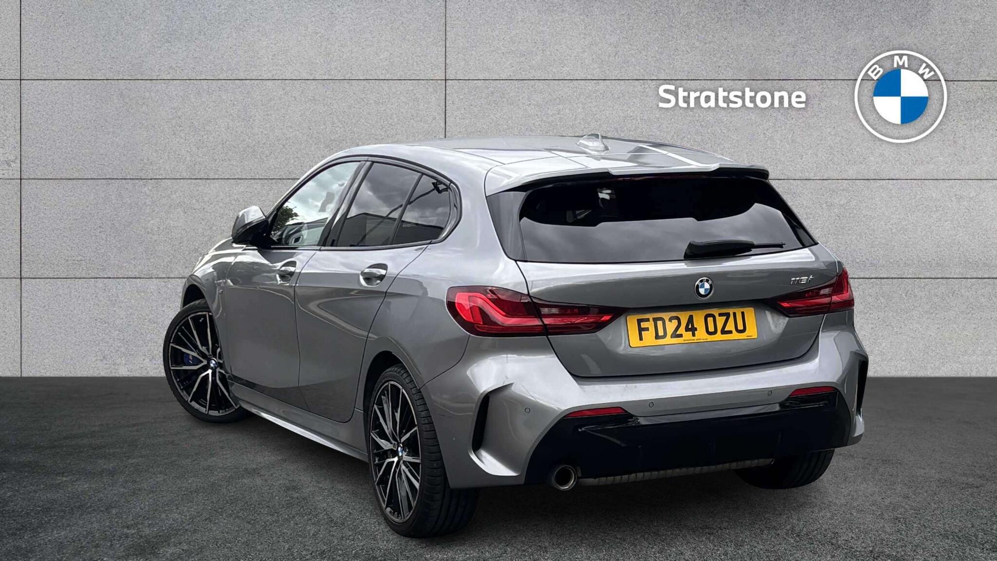 BMW 1 Series view 2