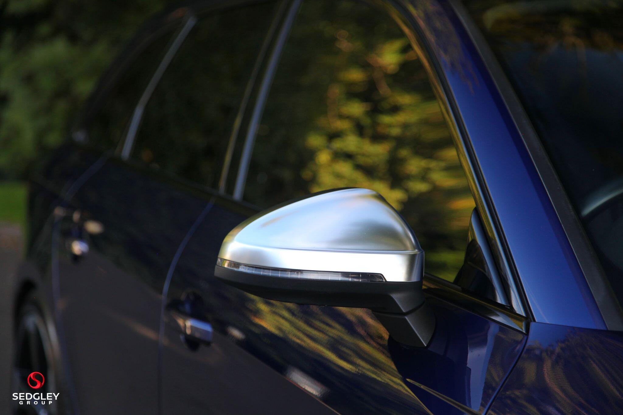 Audi S4 view 11