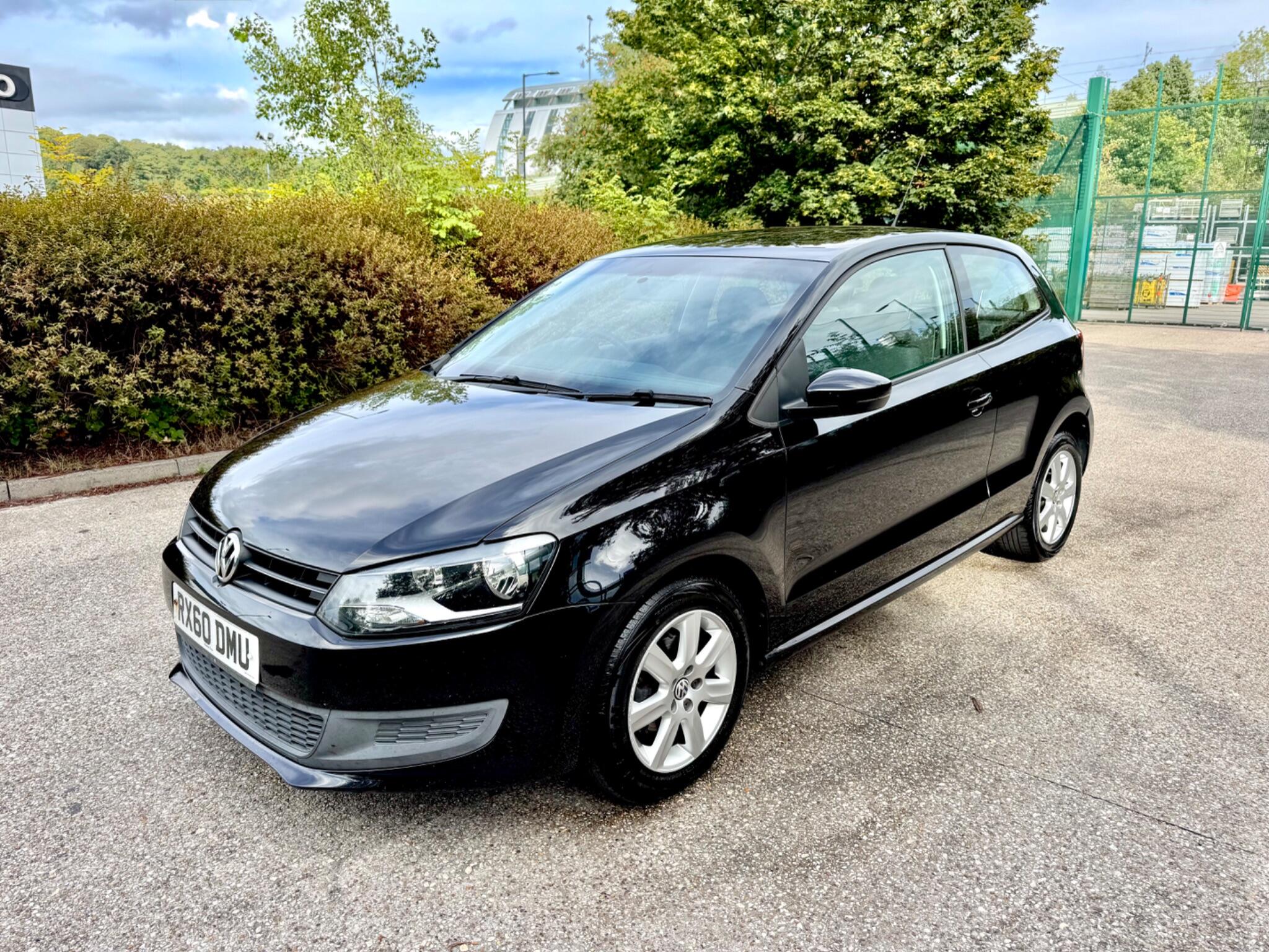 Volkswagen Polo view 2