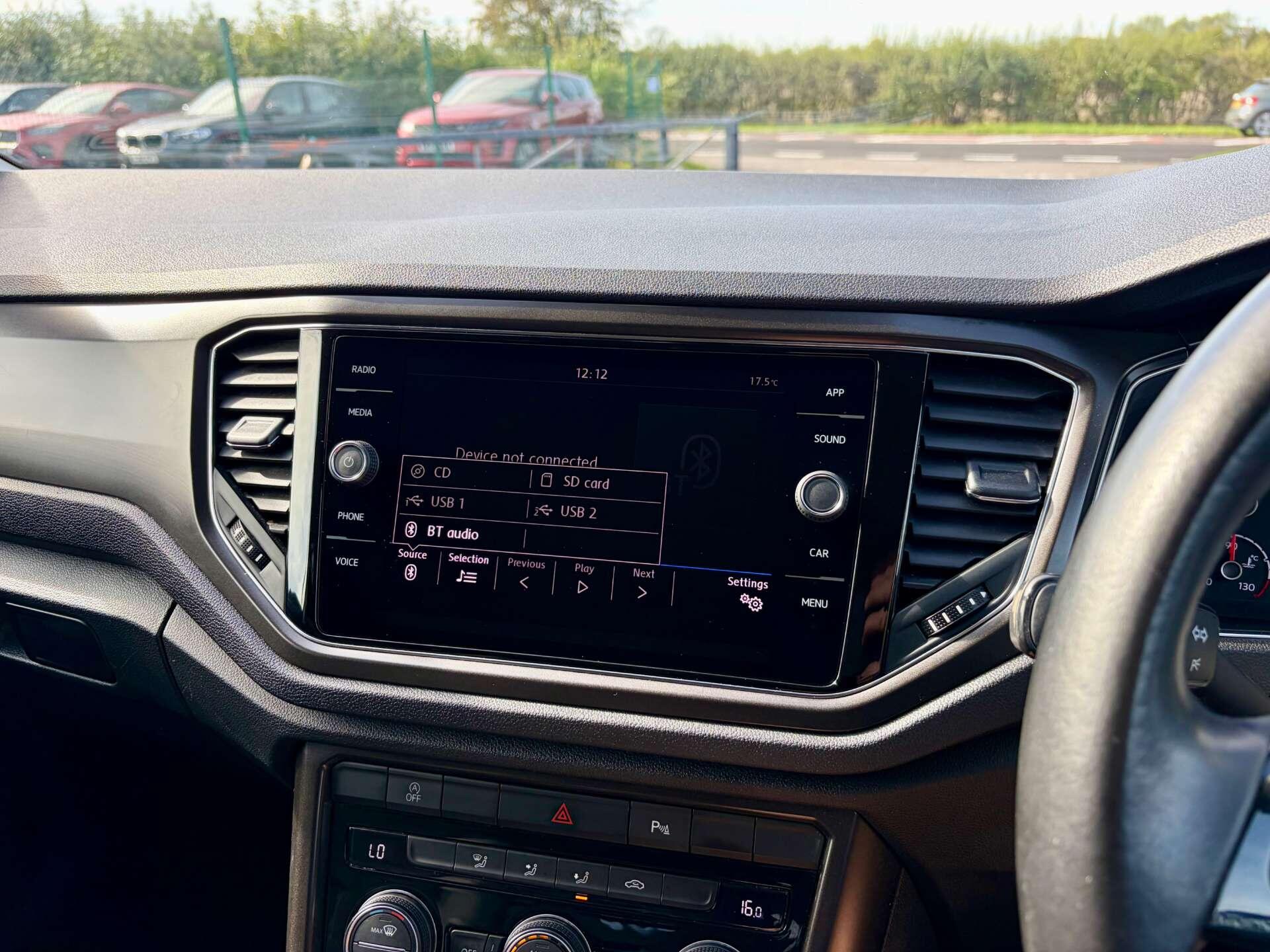 Volkswagen T-Roc view 46