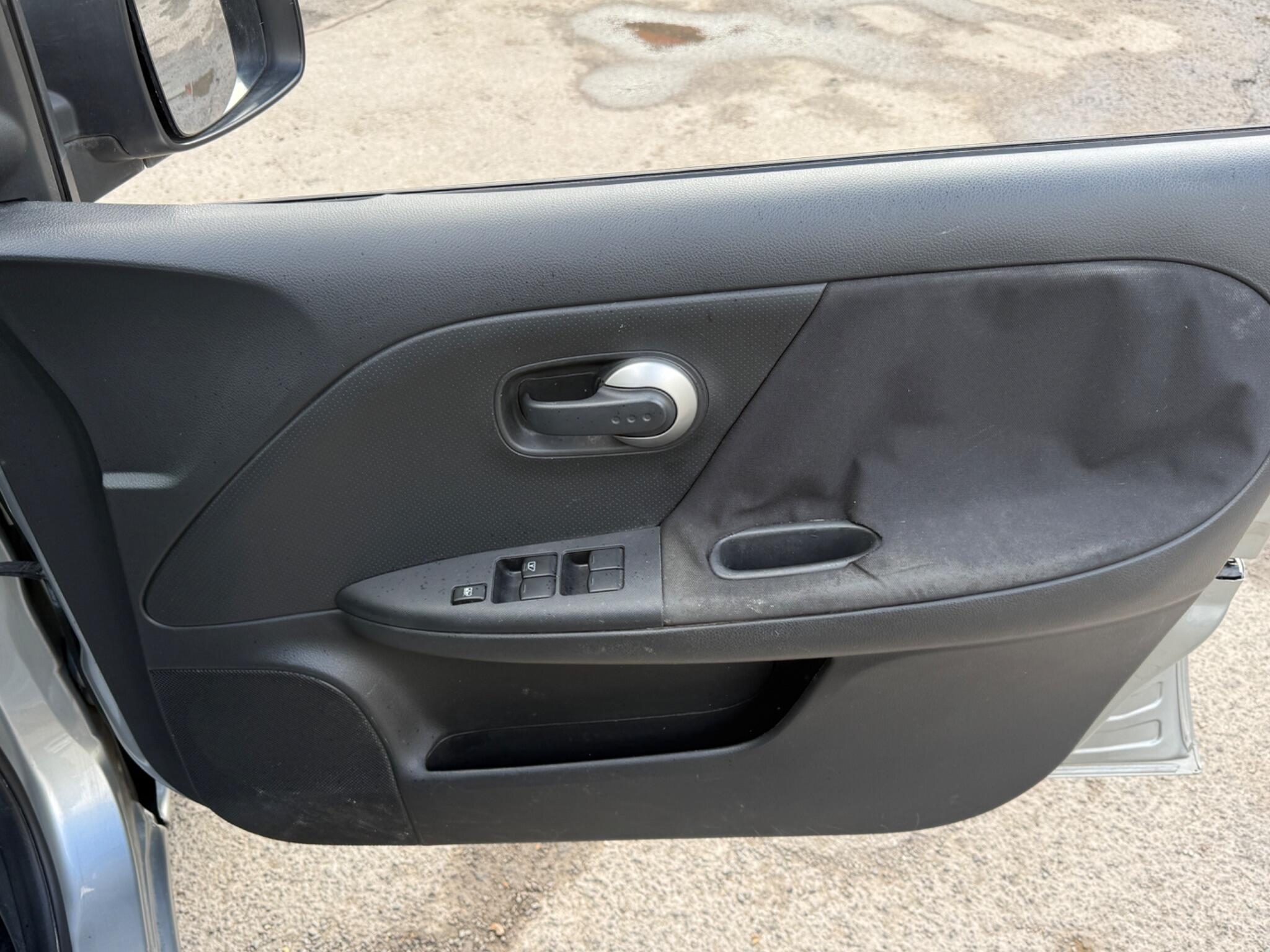 Nissan Note - Image 39