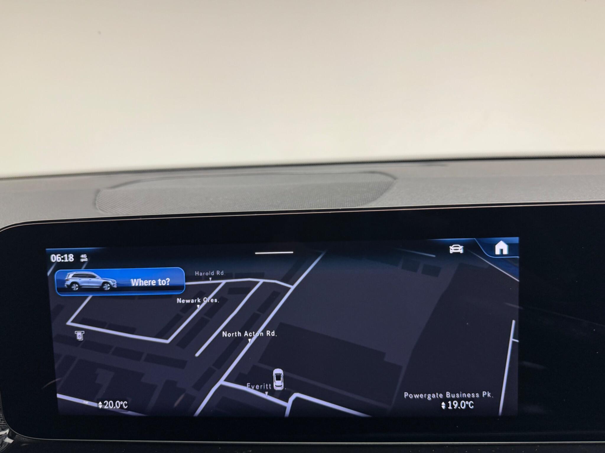 Mercedes-Benz GLB view 20