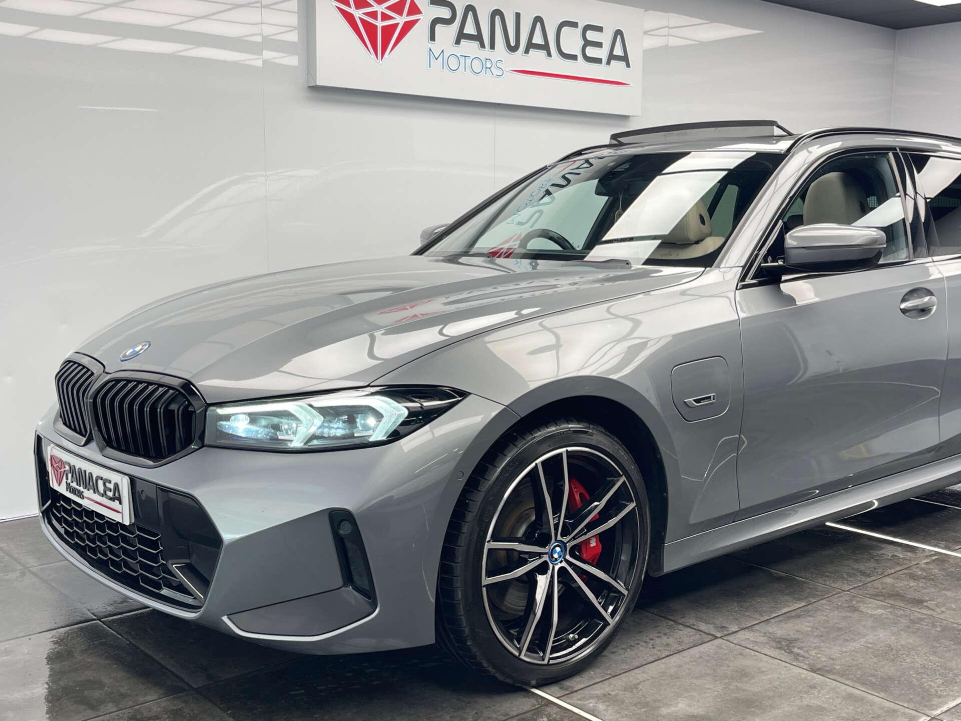 BMW 3 Series view 9