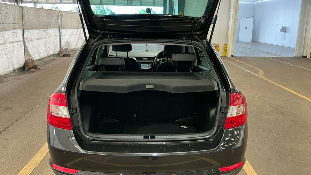 Skoda Rapid view 17