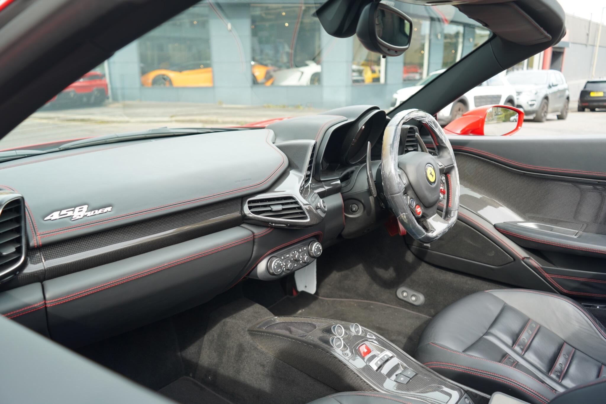 Ferrari 458 view 18