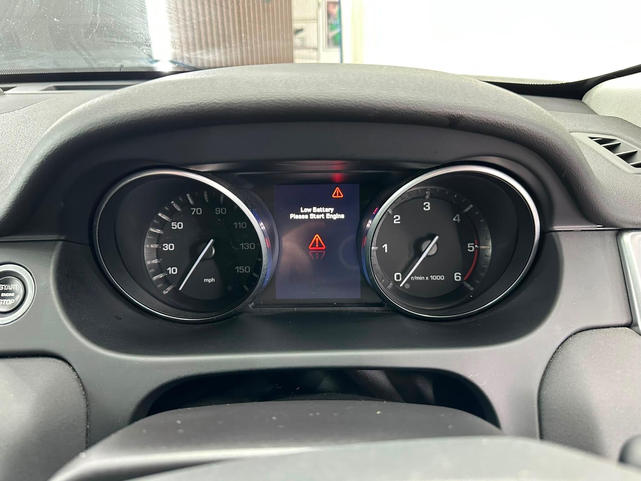 Land Rover Discovery Sport view 46