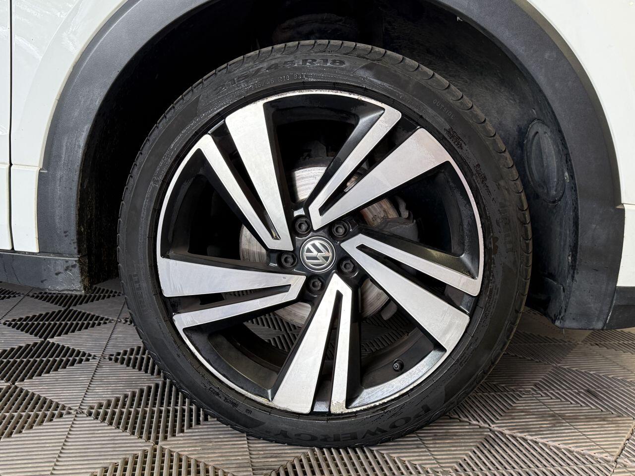 Volkswagen T-Cross view 14