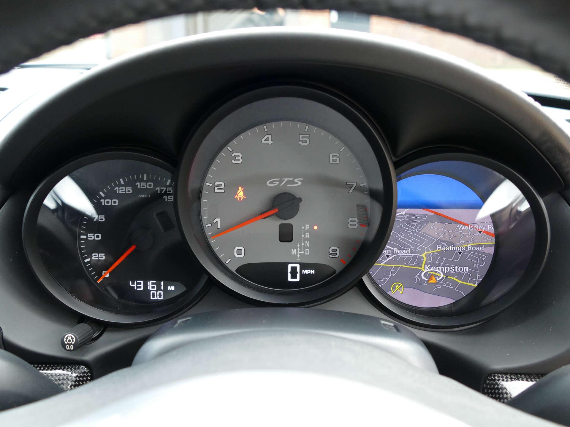 Porsche Cayman view 58