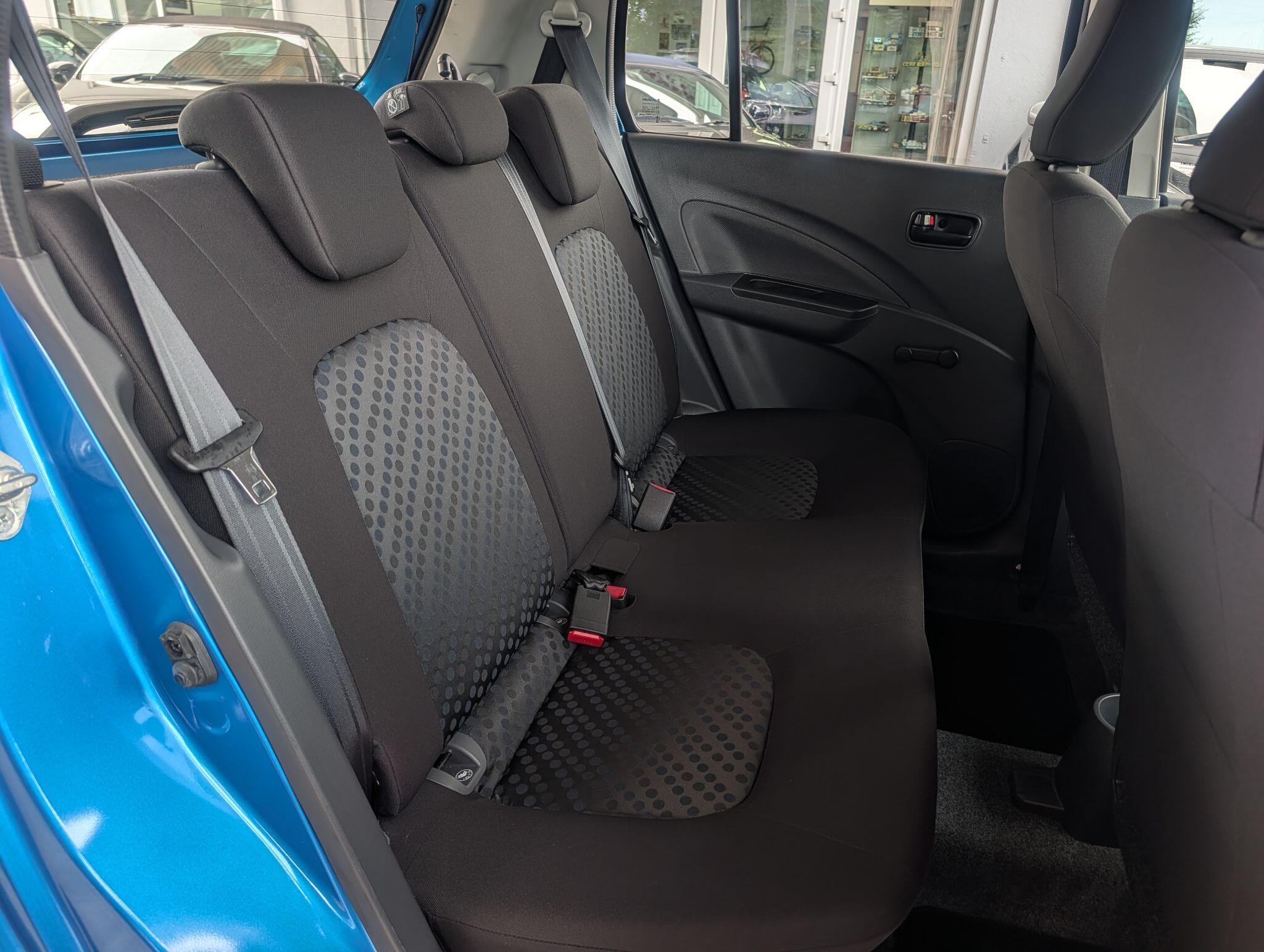 Suzuki Celerio view 21