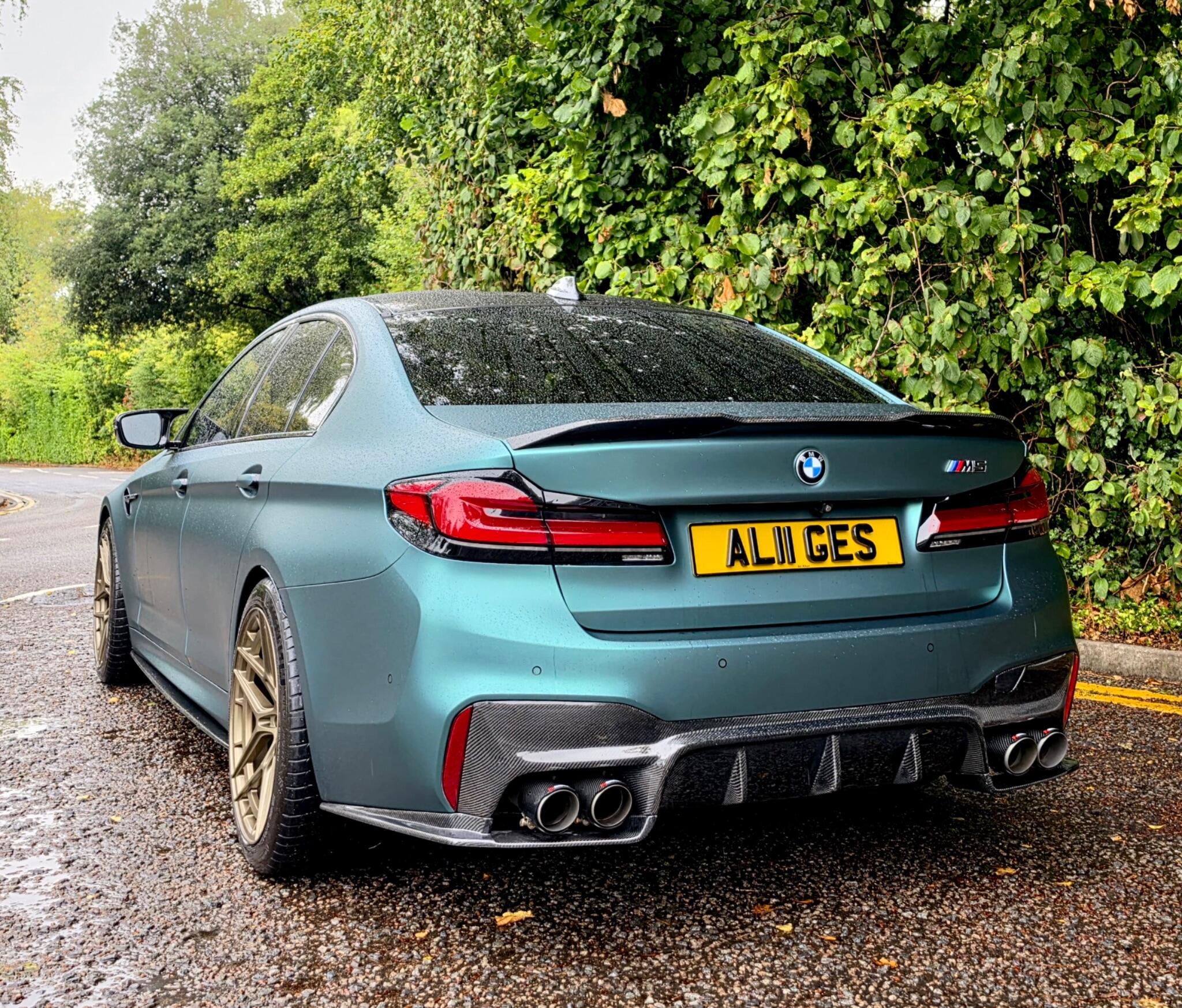BMW M5 view 7