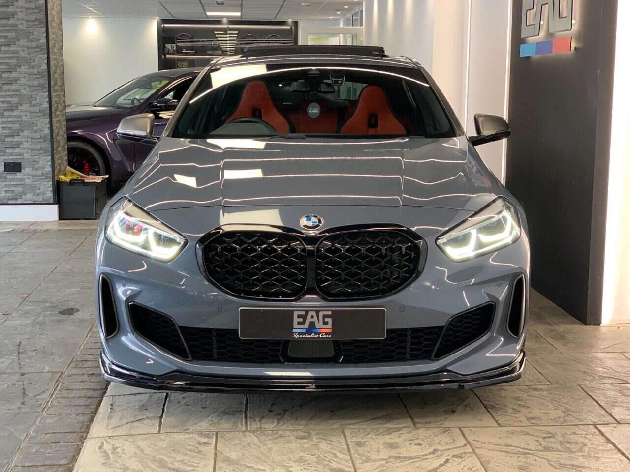 BMW 1 Series view 4