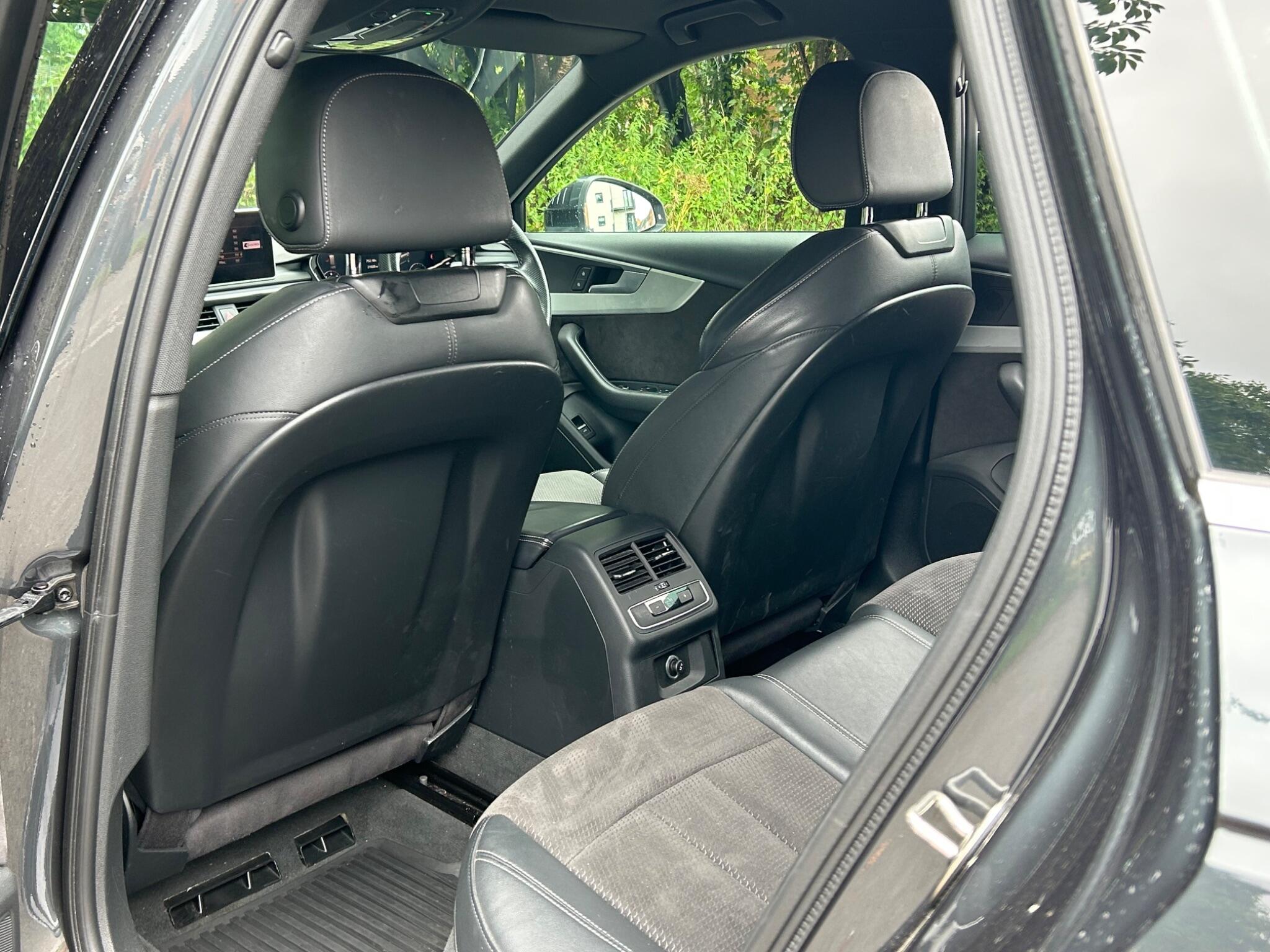 Audi A4 view 22