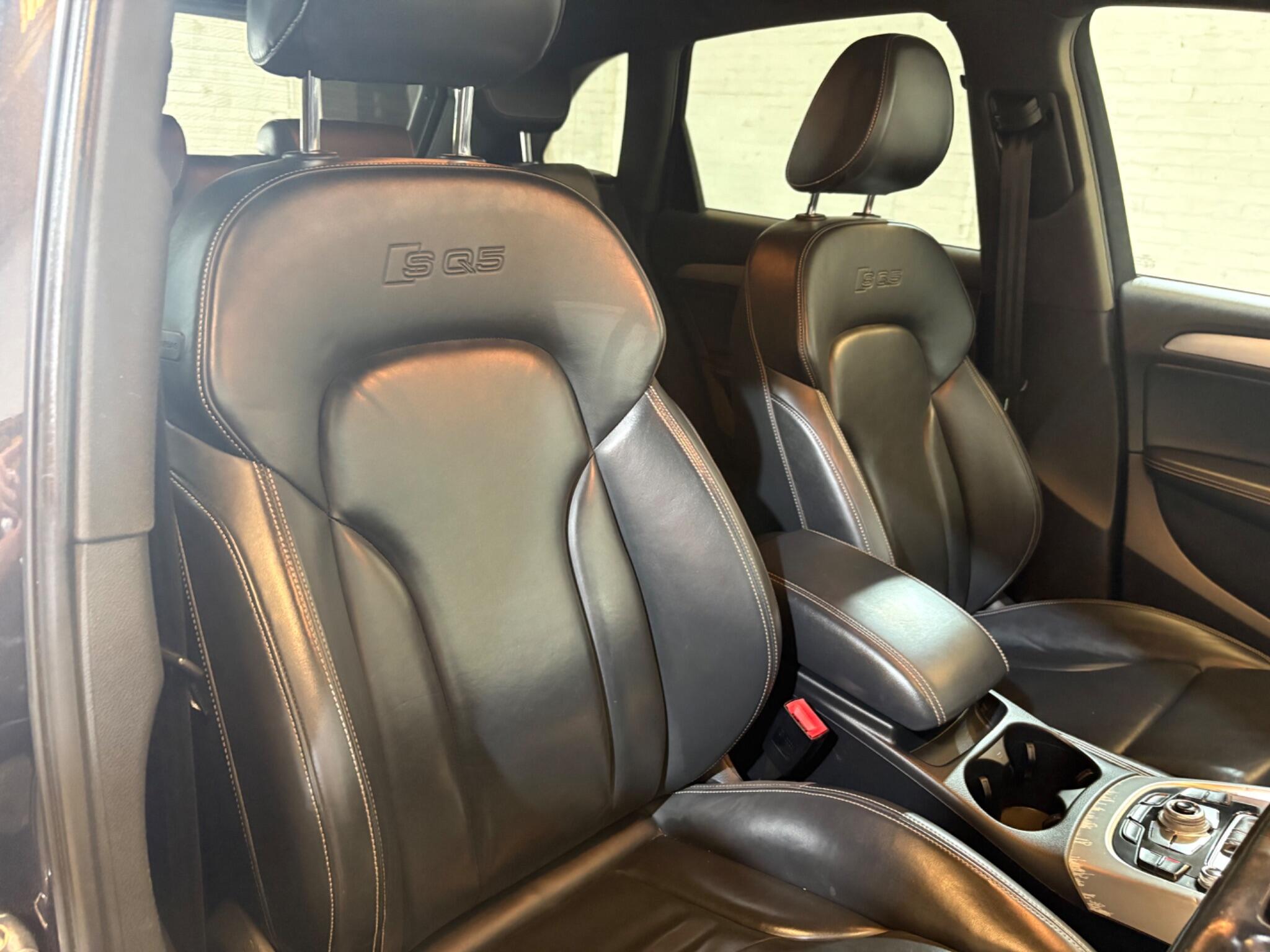Audi SQ5 view 22