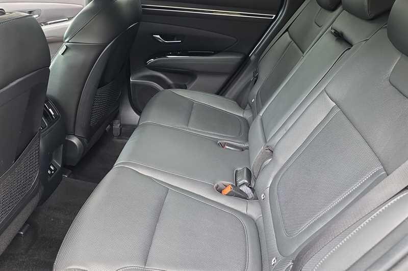 Hyundai Tucson view 25