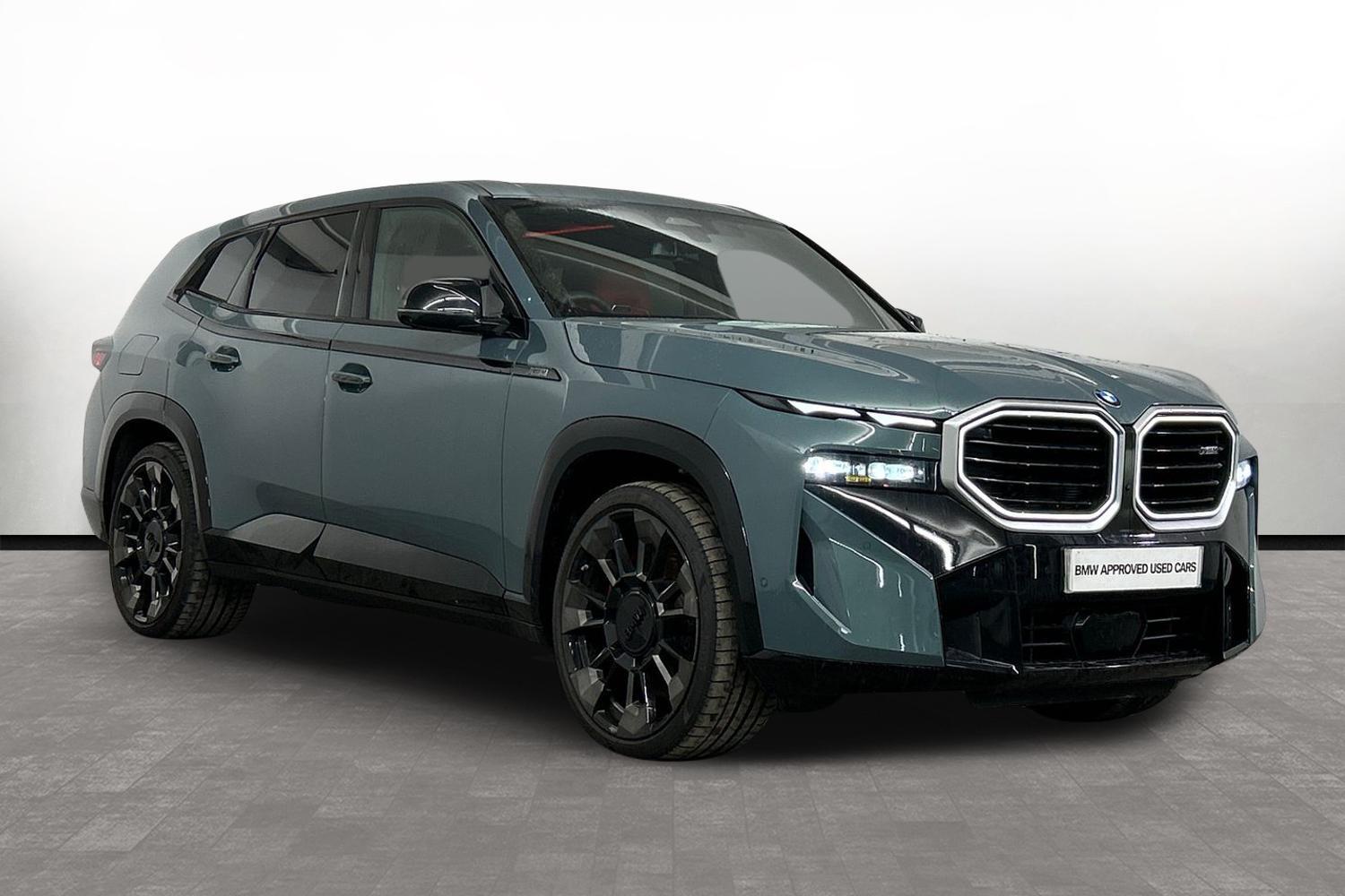 2025 BMW XM
