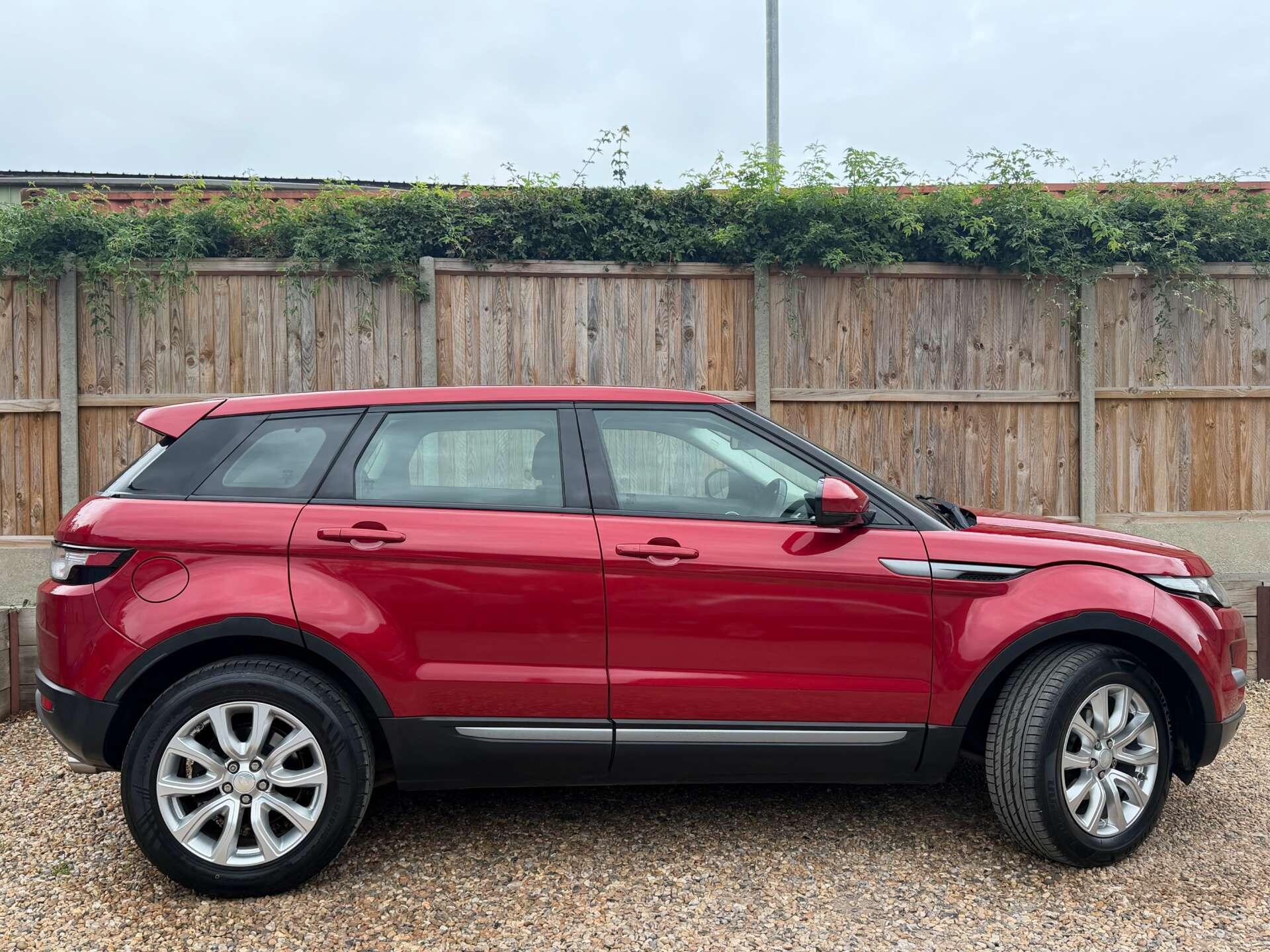 Land Rover Range Rover Evoque view 12