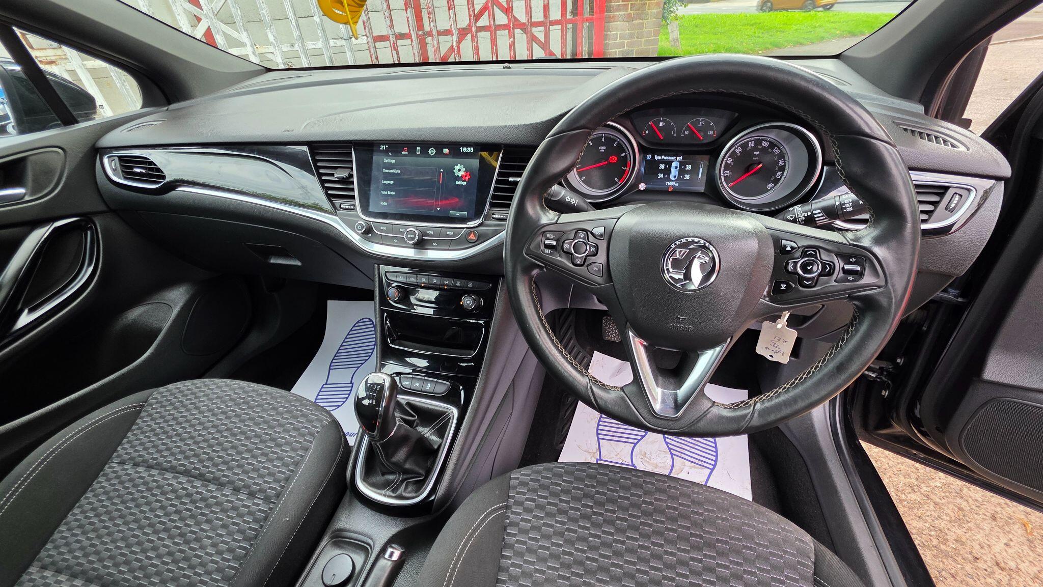 Vauxhall Astra view 19