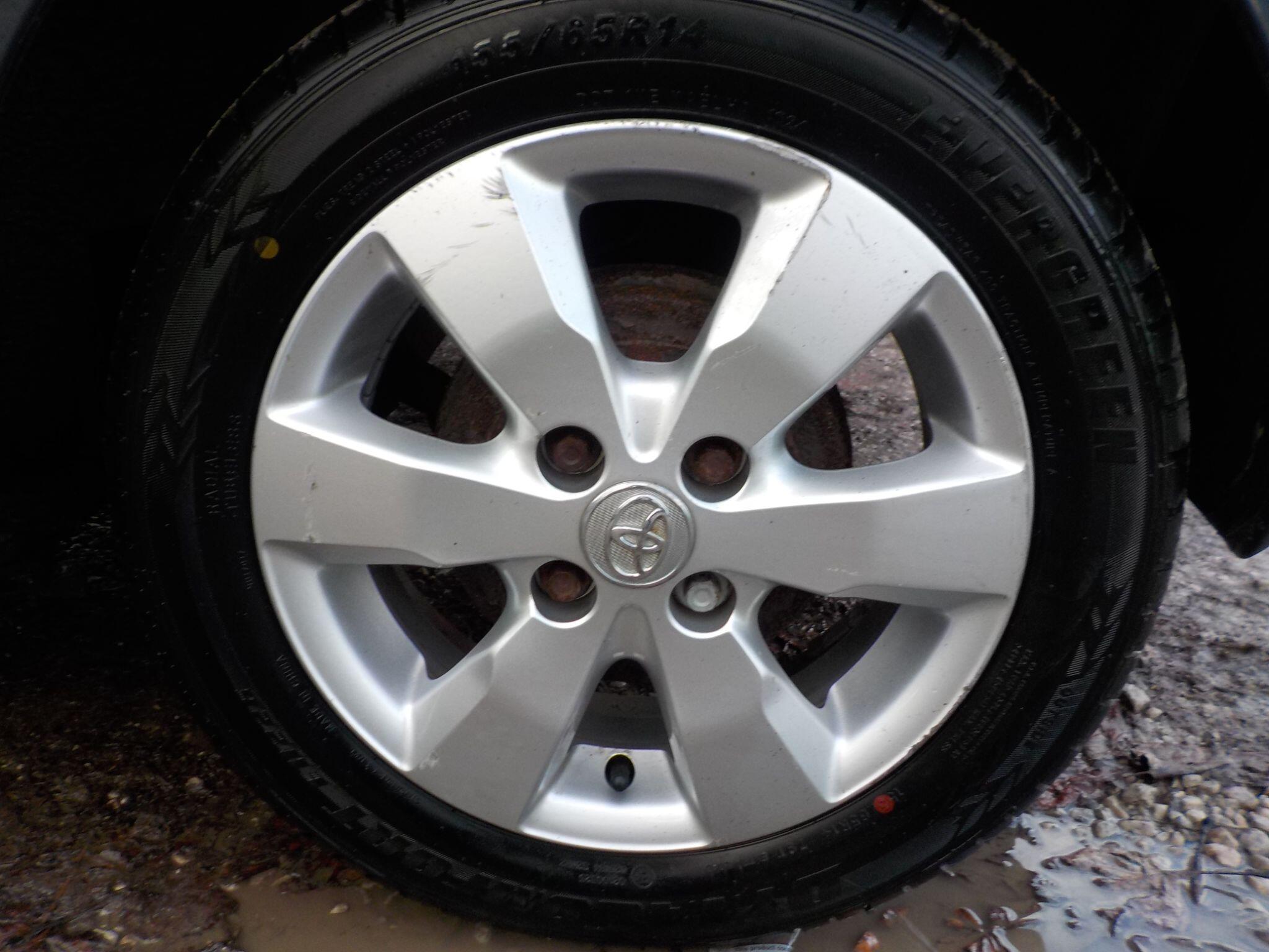 Toyota AYGO 1.0 VVT-i Go Euro 5 3dr