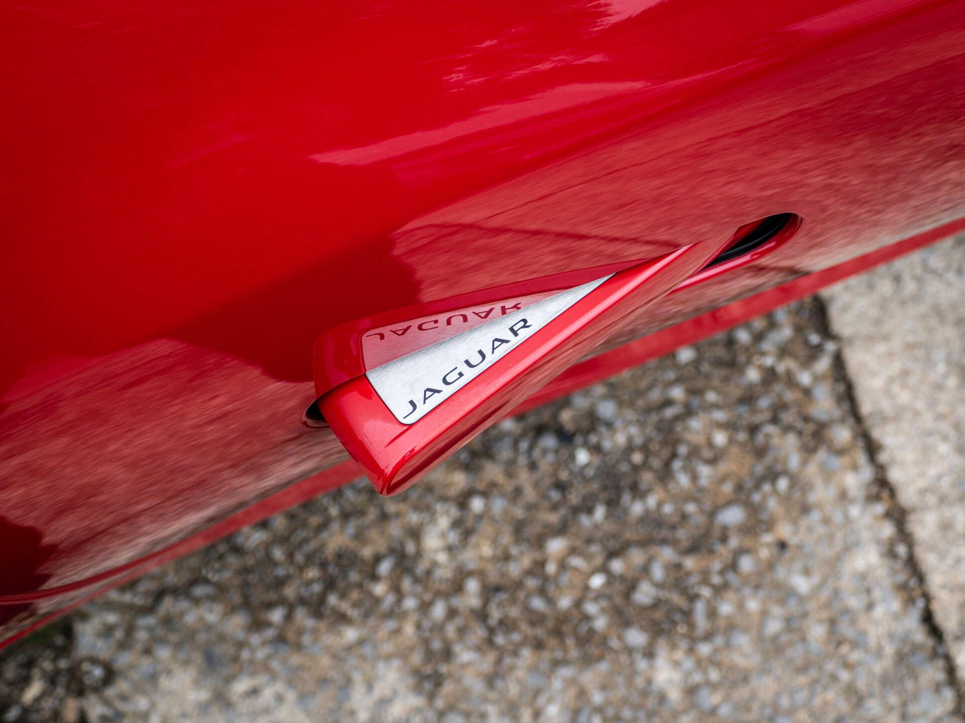 Jaguar F-Type view 22