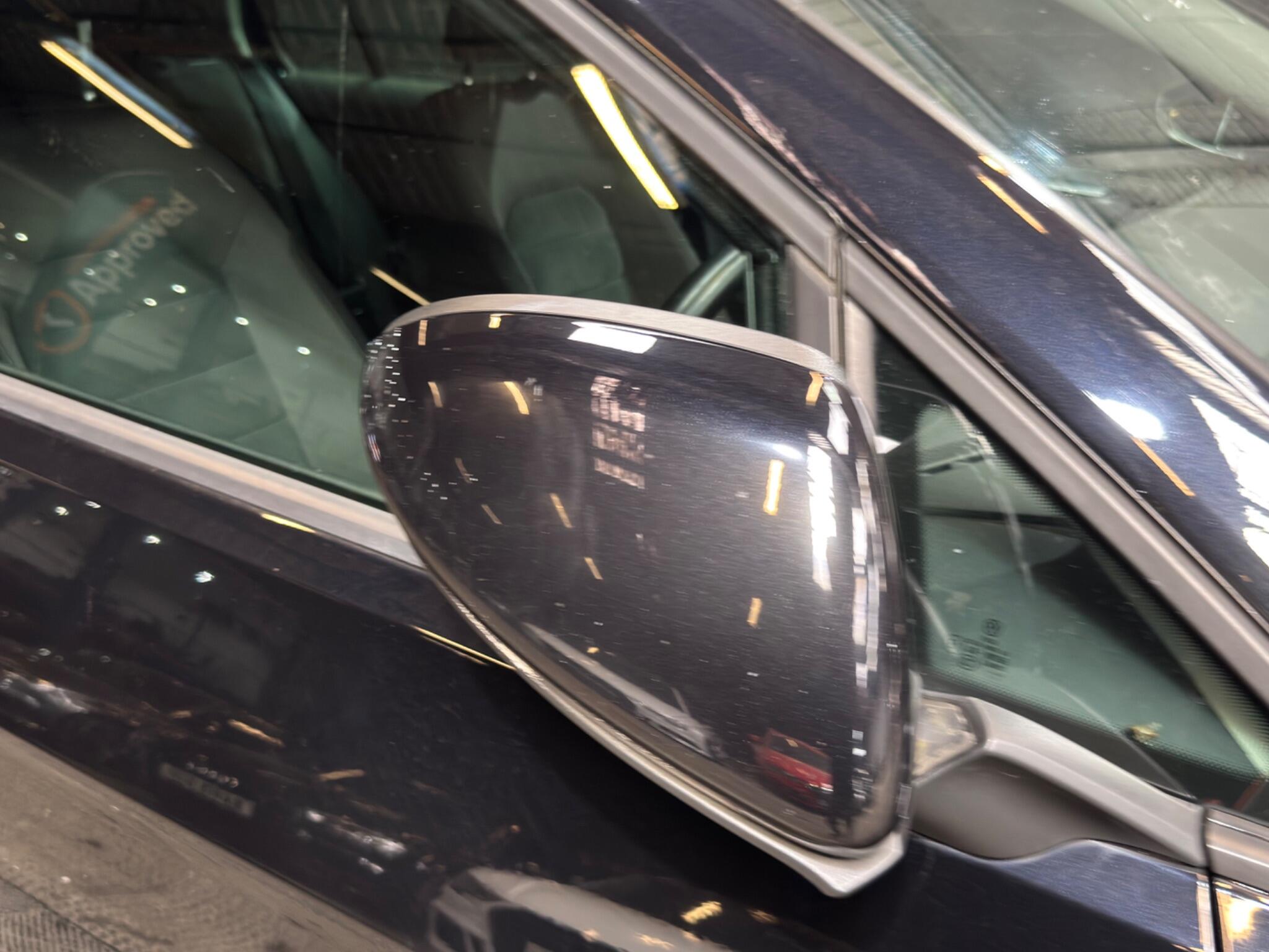 Volkswagen Golf view 16