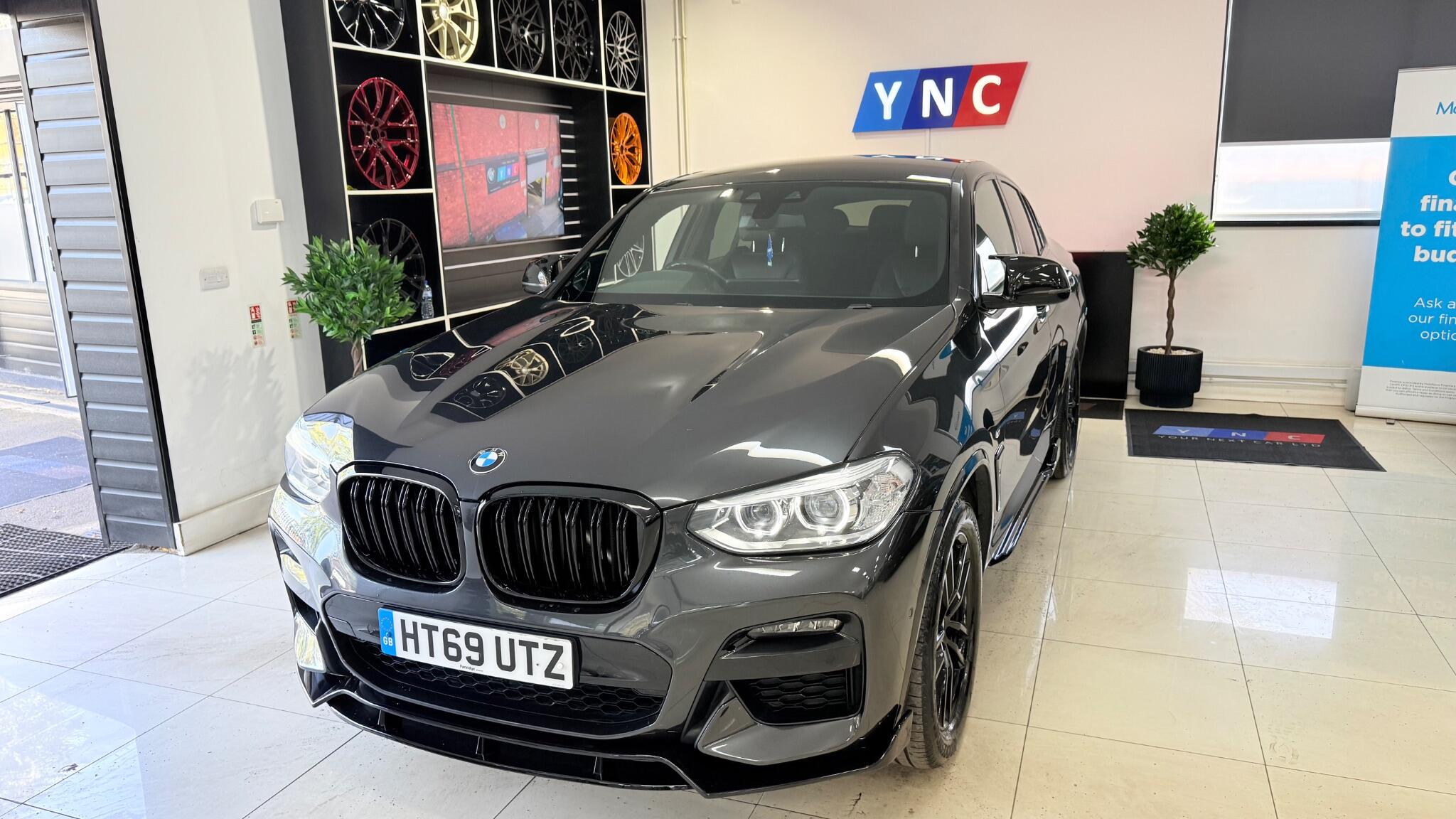 BMW X4 view 45
