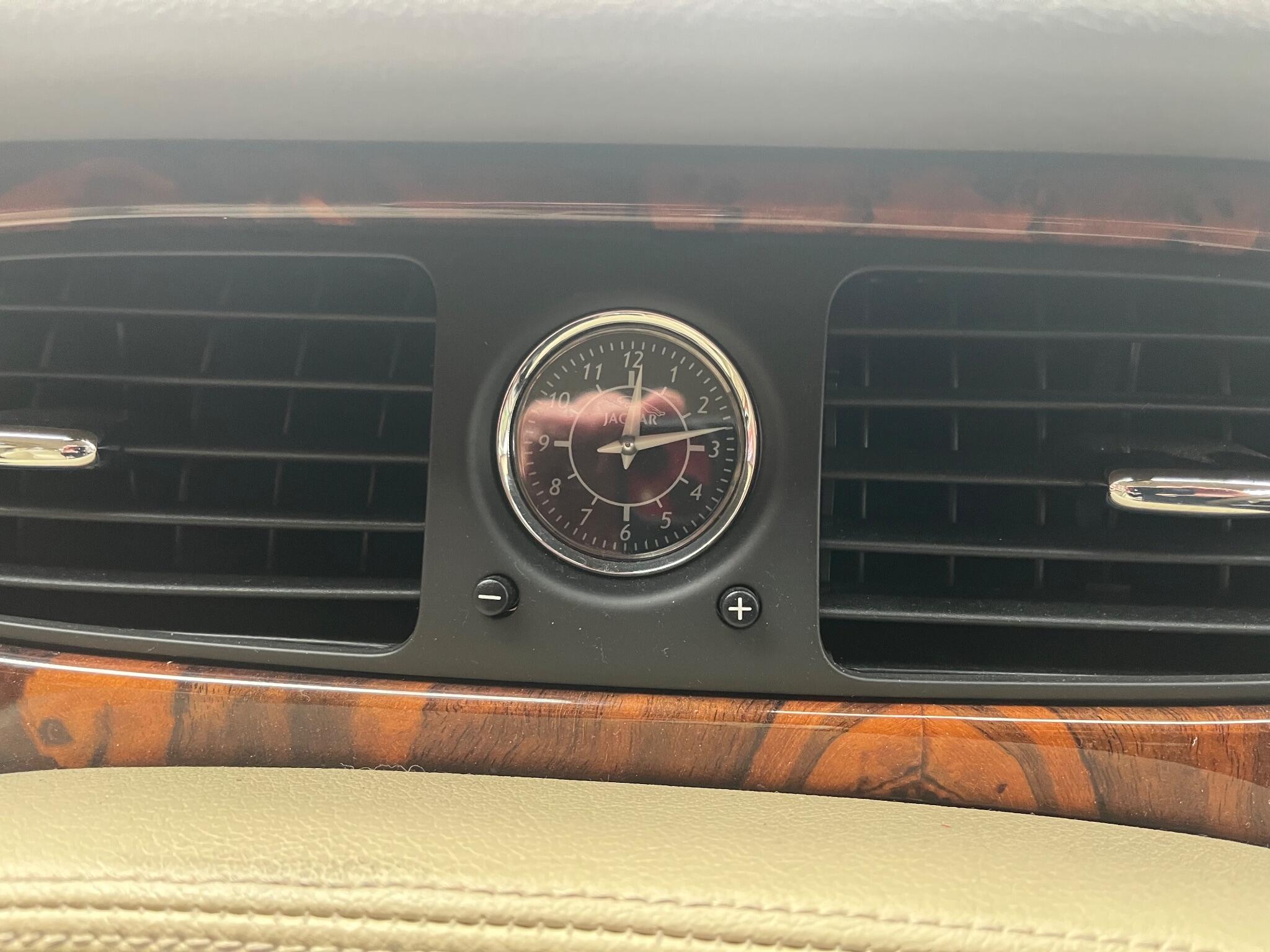 2005 Jaguar XJ 2.7 TDVi Executive 4dr • 89,000 miles image 22