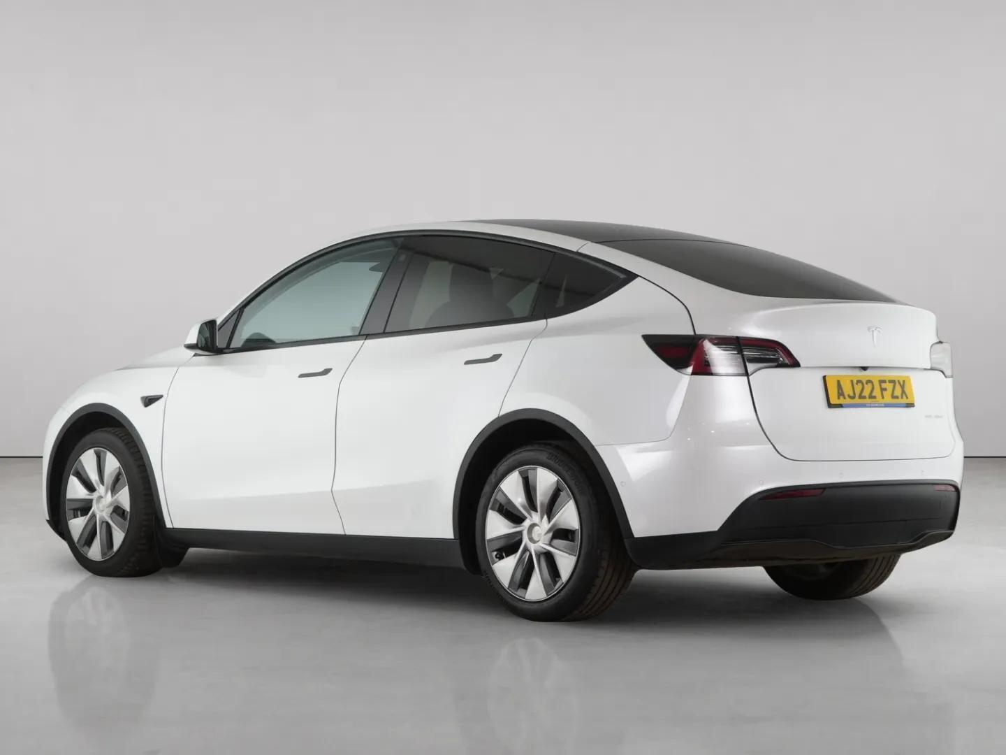 Tesla Model Y view 6
