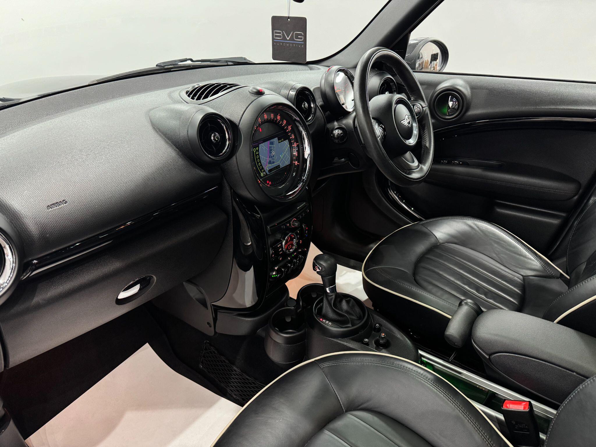 MINI Countryman view 57