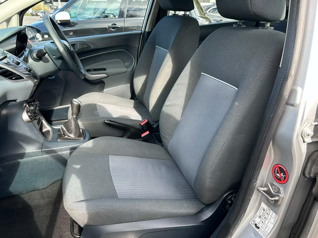 Ford Fiesta view 19